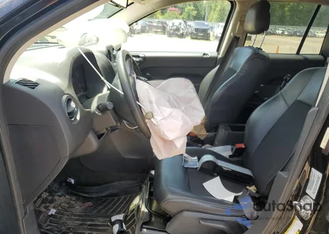 2016 Jeep Compass Sport из США, поврежденный, VIN 1C4NJCBA1GD776716